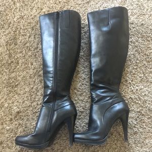 Nine West black tall high heel boots size 6